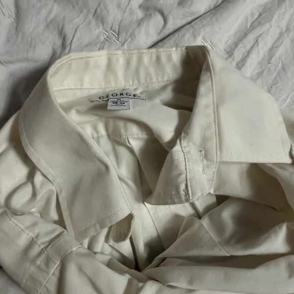 Button down - Picture 4 of 5